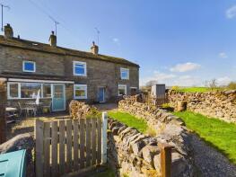 7, Hallgarth, Calton Lane, Airton, Skipton BD23 4AQ