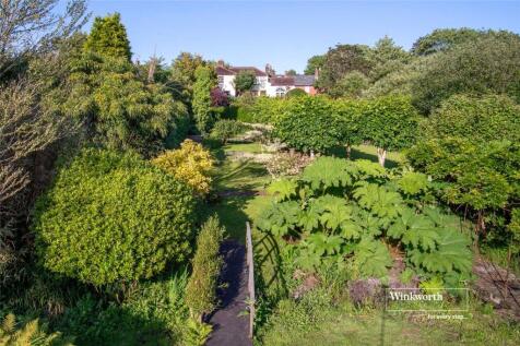 Salisbury Road, Winkton, Christchurch, Dorset, BH23