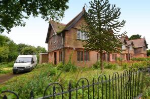 20, Main Road, Ipswich IP9 1AR