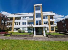 Flat 6, 53 Elm Court, Westwood Road, Southampton SO17 1DX