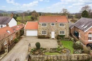 Carinya, Thirlby Village, Thirsk YO7 2DJ
