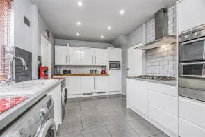 89, Hursley Road, Havant PO9 4RF