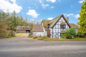 Woodside, Alcester Road, Worcester WR7 4LY