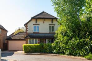 19, The Meadows, Aylesbury HP22 4TL