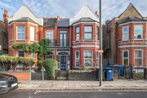 Ballards Lane, London, N12