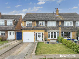 30, Garden Fields, Dunmow CM6 3RG