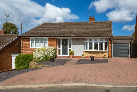 Newfield Drive, Kingswinford