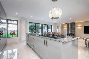 Woodlands, Lambwath Lane, Hull HU11 5BT