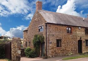 Inglenook Cottage, Maidford Road, Towcester NN12 8HE