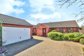 26, Roehampton Drive, Trowell NG9 3QY