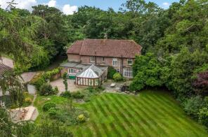 Abbeylands, West Walberton Lane, Walberton BN18 0QS