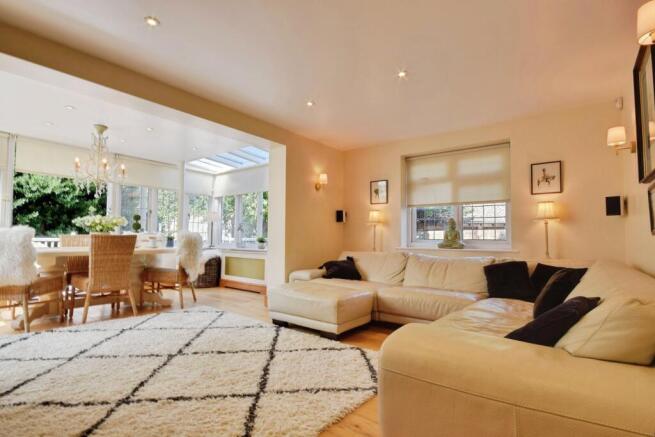 Family Room & Diner