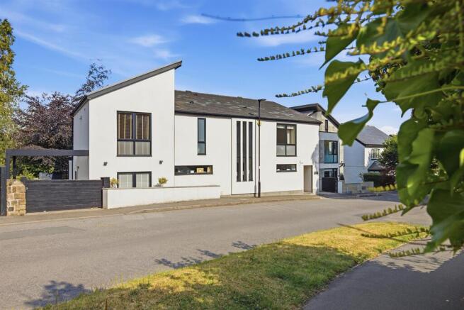 66 Tom Lane, Fulwood, Sheffield 01.jpg