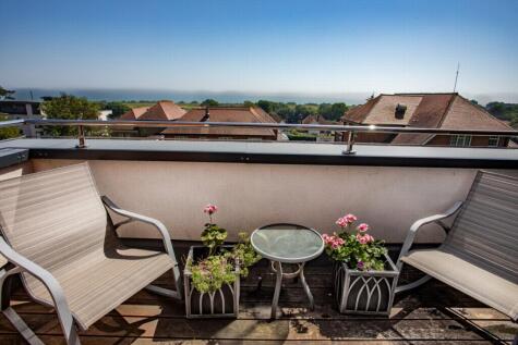 Cannongate Road, Hythe, CT21