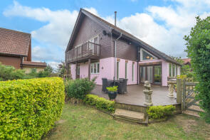 6, The Pines, Morpeth NE65 9DP