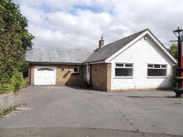 19, Lower Strines Road, Marple, Stockport SK6 7DL