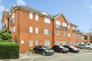 16, Foundry Mews, Gogmore Lane, Chertsey KT16 9AP