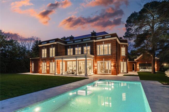 Rear Aspect - Dusk
