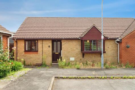 Cumberland Close, Ilford, IG6