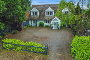 Wendover, Felixstowe Road, Ipswich IP10 0DE