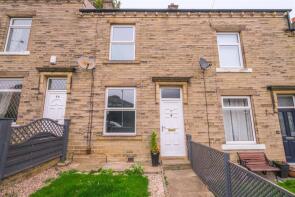 62, Smithy Carr Lane, Brighouse HD6 4BG