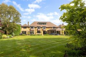 25, Charlwood Drive, Oxshott, Leatherhead KT22 0HB