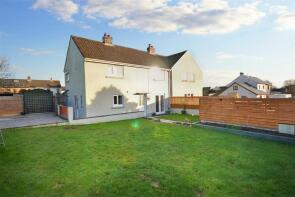 1, Heol Y Gaer, Clynderwen SA66 7NB