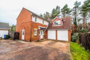 4, Delton Close, Fatfield, Washington NE38 8LS