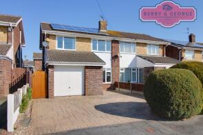 13, Moelwyn Close, Mold CH7 6SP