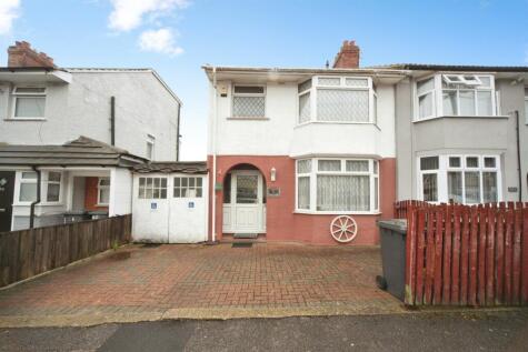 St. Lawrence Avenue, Luton