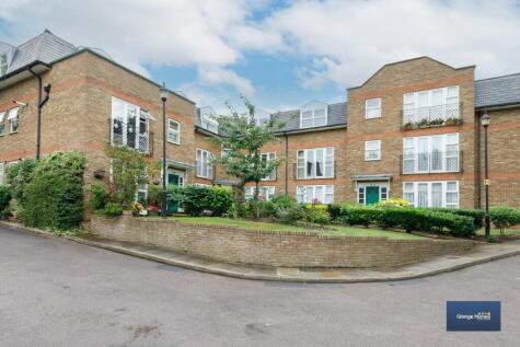 Foxwood Green Close, London, EN1