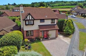 11, Honeysuckle Drive, Honiton EX14 2YL
