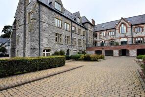 12, St Clares Court, Holywell CH8 8RS