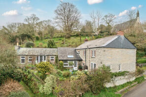 Oaklands, Church Hill, Liskeard PL14 4QX