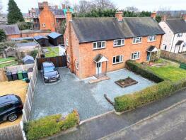 38, The Leasowes, Shrewsbury SY5 9LT