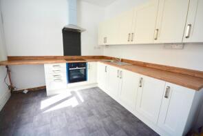 8, Lewis Street, St Thomas, Swansea SA1 8BP
