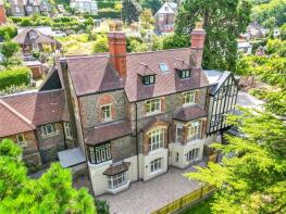 Flat 1, Adelaide House, Park Road, Malvern WR14 4BJ