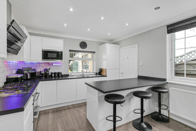 Kitchen/Dining