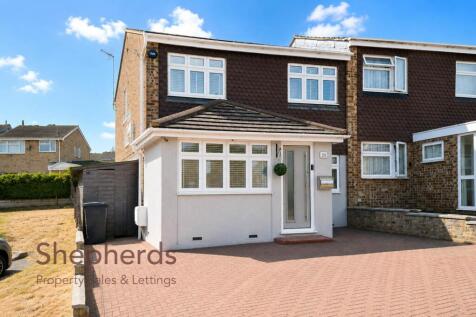 Fleming Close, West Cheshunt