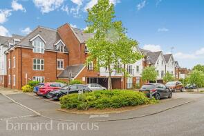 16, California Close, Sutton SM2 6DQ
