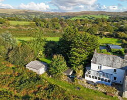 1, Downfield Cottages, Road Past Gees Farm, Yelverton PL20 6LQ