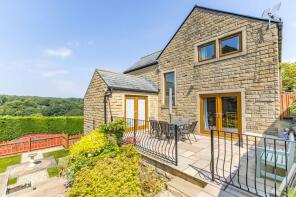 24, Bourn View Road, Netherton, Huddersfield HD4 7JZ