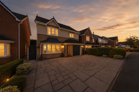 Kensington Way, Northwich, CW9