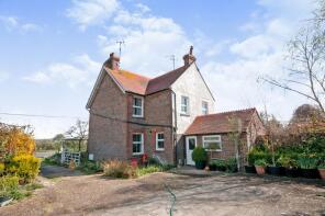 2, Mill Cottages, The Dicker, Hailsham BN27 4BZ