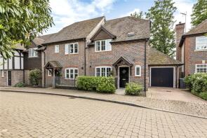 9, Clement Court, Chawton, Alton GU34 1EE
