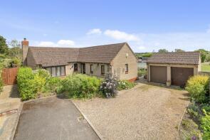 4, Chapel Close, Kettering NN14 4RA