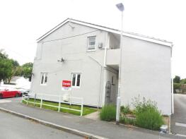 Flat 2, 75, Glenfield Road, Plymouth PL6 7LN