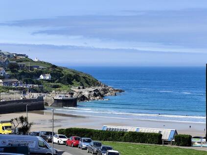 Chymedden, Overlooking Newquay Bay