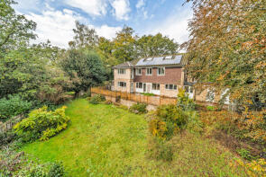 78, Middle Bourne Lane, Lower Bourne, Farnham GU10 3NJ