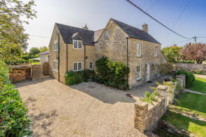 Mill Farm House, Junction With Flisteridge Road South And East To Emmet Hill, Malmesbury SN16 9PR